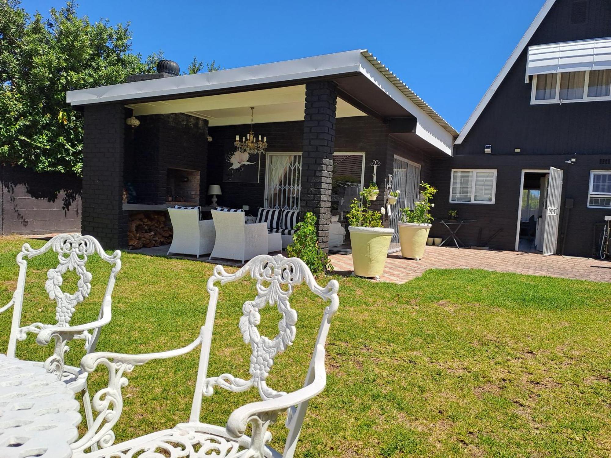 Milky Way Executive Suite Hermanus Exterior foto